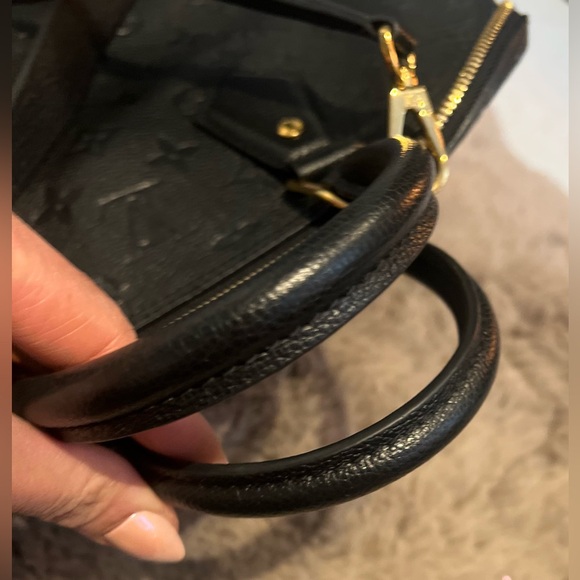 ❌𝐒𝐎𝐋𝐃❌𝐋𝐎𝐔𝐈𝐒 𝐕𝐔𝐈𝐓𝐓𝐎𝐍 Neo Alma Empreinte PM - Picture 11 of 14